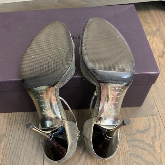Prada silver sandals size 36.5 - Picture 5 of 8